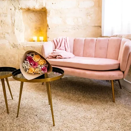 Daire Romantique Avec Jacuzzi - Hypercentre, Place Jean Jaures Montpellier