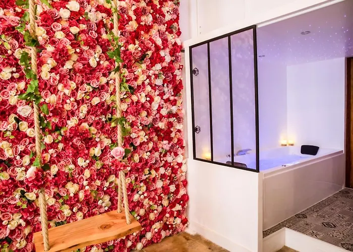 Διαμέρισμα Romantique Avec Jacuzzi - Hypercentre, Place Jean Jaures